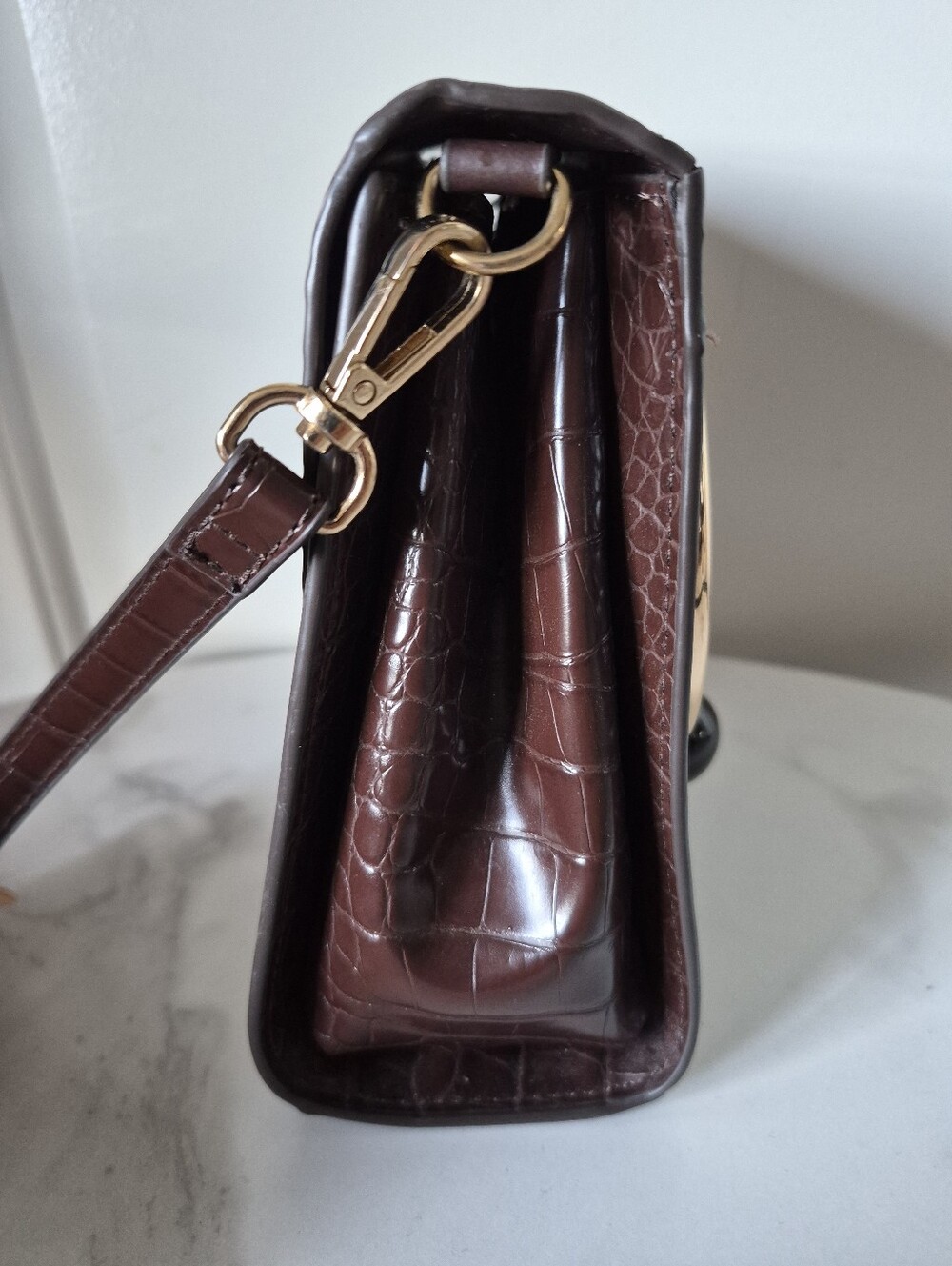 MANGO Mini Croc-Embossed Crossbody Purse – Chocolate Brown - Picture 6 of 12